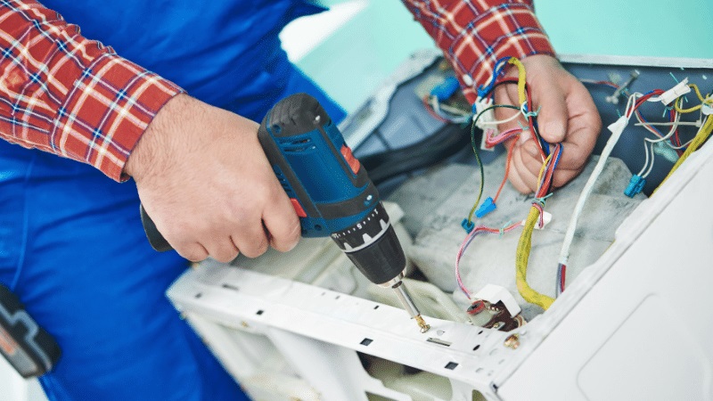 Gölbaşı Ferre Ferre çamaşır makinesi kart tamiri – Su almama arızası orijinal parça ile giderildi. - Teknik servis örneği